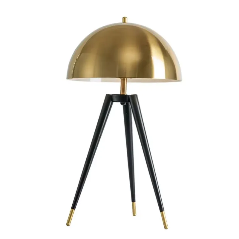 Home Decor Lighting Manufacturer - Modern Iron Tripod Table Lamp for