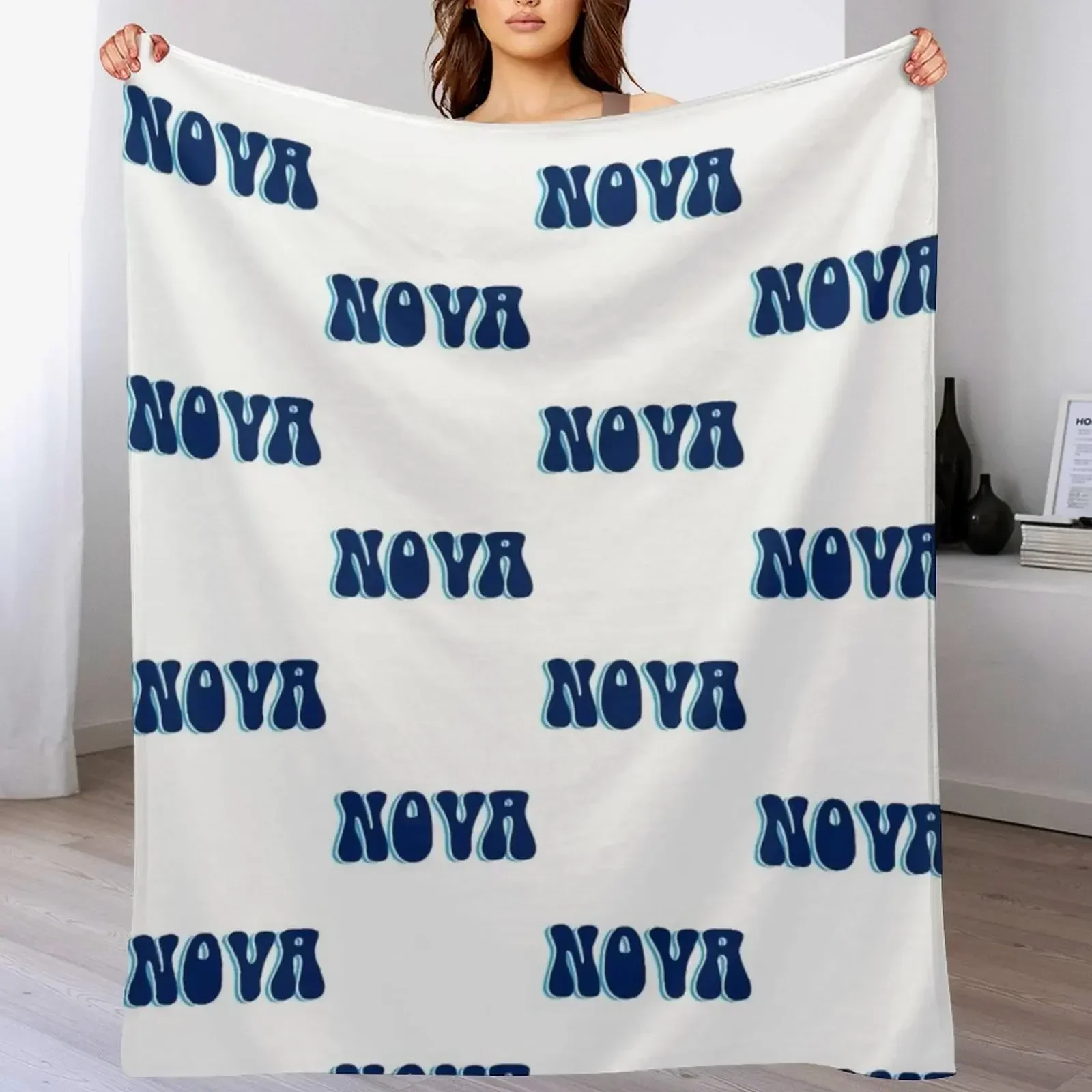 Nova Villanova University Thro - Nova Decor & Lighting Julestjerne review and price