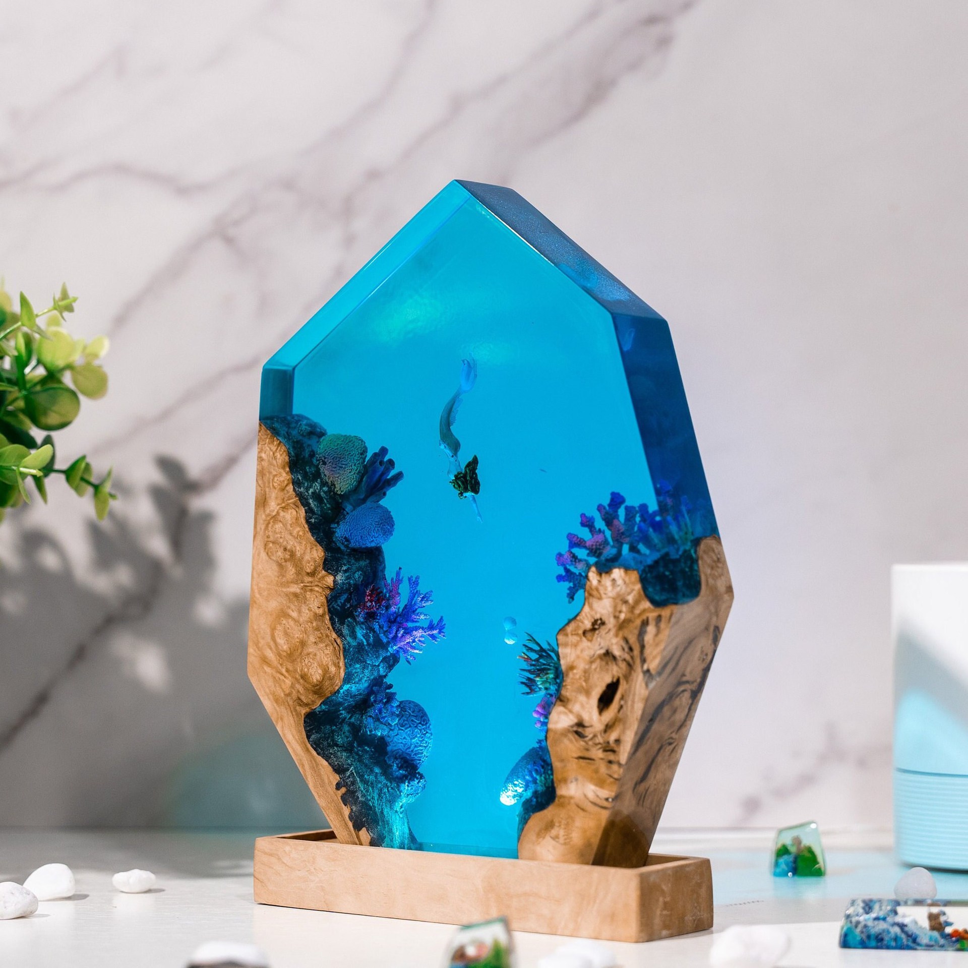 Customized Items Resin Table L - Lighting World Decor review and price